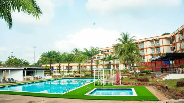 Nike Lake Resort