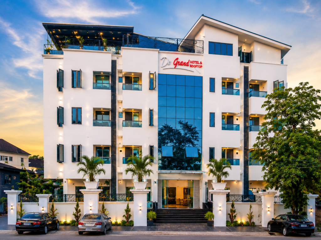 De Grand Hotel and Rooftop
