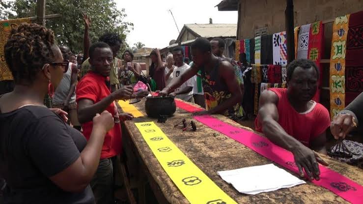 Ntonso, Ghana