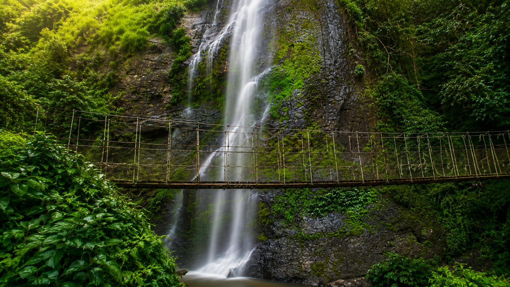 Ote Falls, Ashanti Region