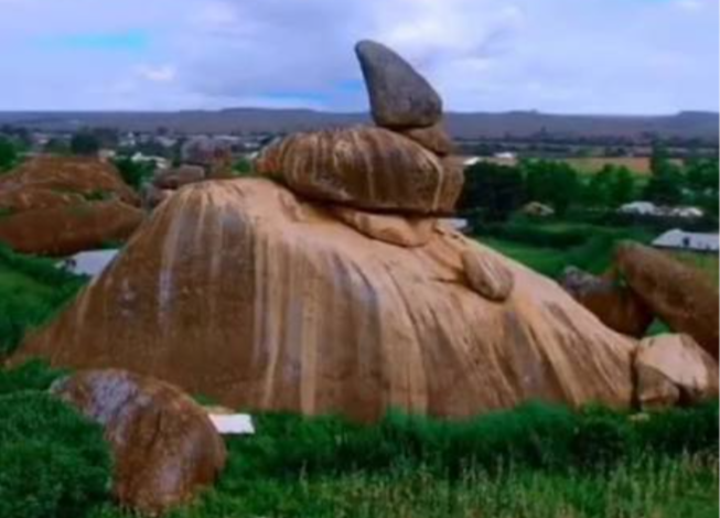 Riyom Rock Formation